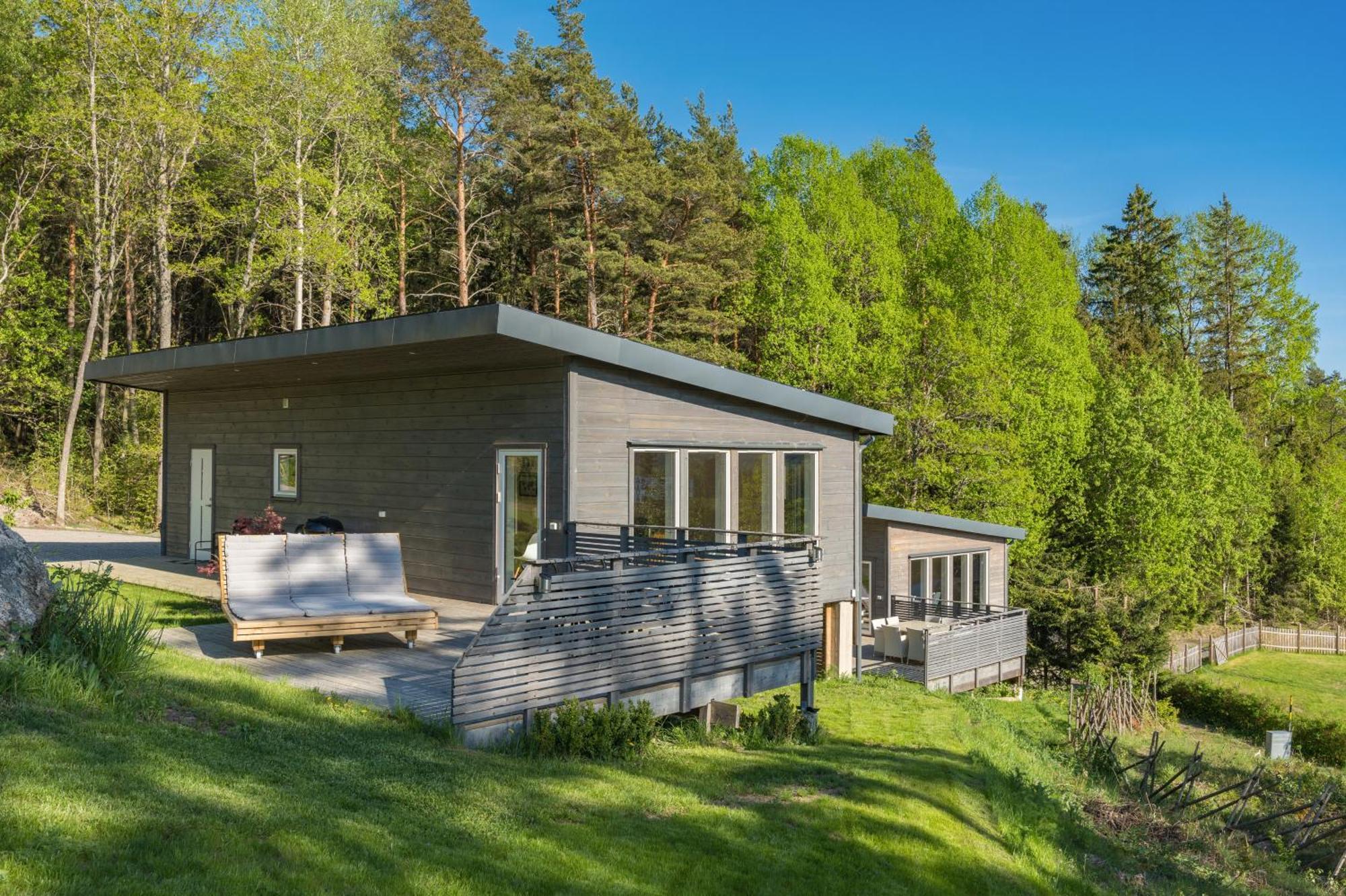 Lundby Villa Finspång Buitenkant foto